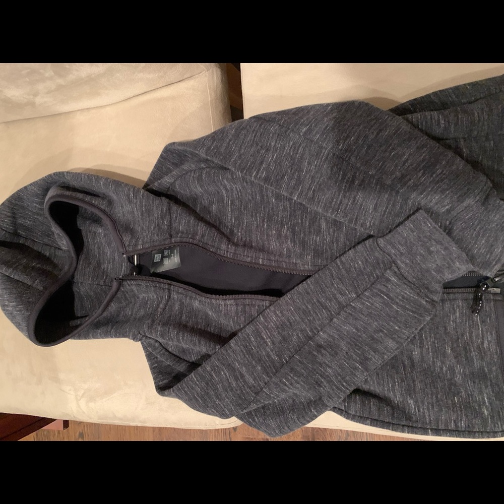 Uniqlo heather black hoodie excellent used condition